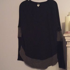 Free People thermal Sz. Large Like New!